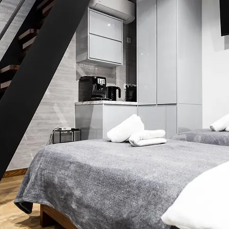 Daire Househost Apartment:bracka 3/15b Krakow