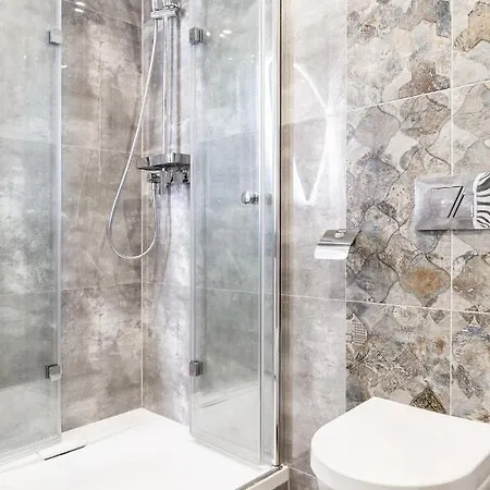 Househost Apartment:bracka 3/15b アパート